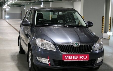 Skoda Fabia II, 2010 год, 700 000 рублей, 2 фотография