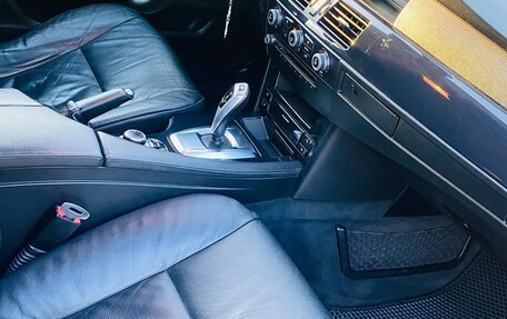 BMW 5 серия, 2008 год, 1 450 000 рублей, 10 фотография
