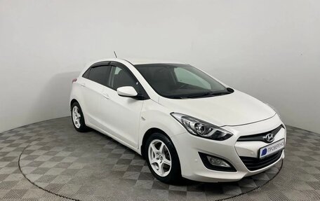 Hyundai i30 II рестайлинг, 2013 год, 1 000 000 рублей, 2 фотография