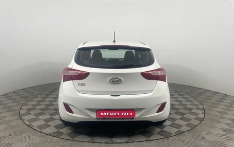 Hyundai i30 II рестайлинг, 2013 год, 1 000 000 рублей, 4 фотография