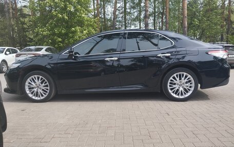 Toyota Camry, 2020 год, 3 335 000 рублей, 5 фотография