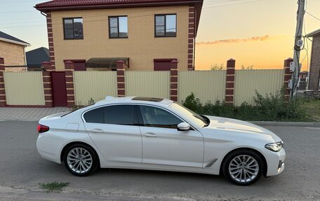 BMW 5 серия, 2022 год, 3 990 000 рублей, 25 фотография