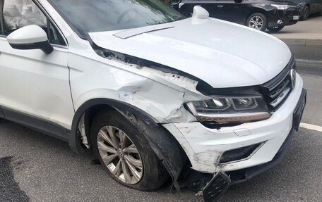 Volkswagen Tiguan II, 2017 год, 1 200 000 рублей, 1 фотография