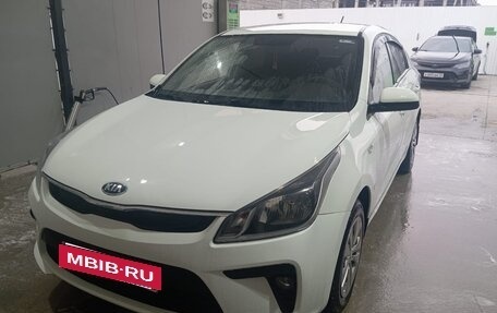 KIA Rio IV, 2020 год, 925 000 рублей, 6 фотография