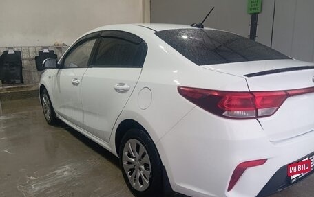 KIA Rio IV, 2020 год, 925 000 рублей, 2 фотография