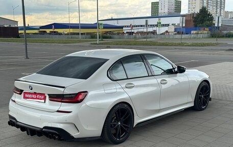 BMW 3 серия, 2019 год, 4 090 000 рублей, 17 фотография