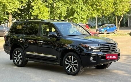 Toyota Land Cruiser 200, 2012 год, 4 950 000 рублей, 7 фотография