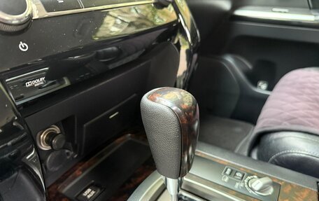 Toyota Land Cruiser 200, 2012 год, 4 950 000 рублей, 24 фотография