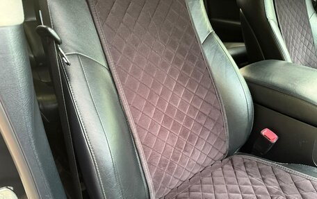 Toyota Land Cruiser 200, 2012 год, 4 950 000 рублей, 31 фотография