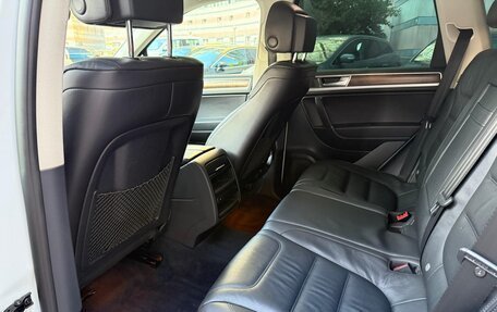 Volkswagen Touareg III, 2016 год, 3 000 000 рублей, 12 фотография