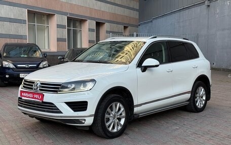 Volkswagen Touareg III, 2016 год, 3 000 000 рублей, 4 фотография