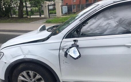 Volkswagen Tiguan II, 2017 год, 1 200 000 рублей, 4 фотография