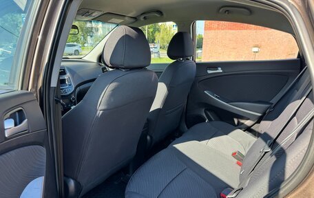 Hyundai Solaris II рестайлинг, 2014 год, 800 000 рублей, 6 фотография
