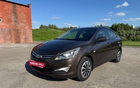 Hyundai Solaris II рестайлинг, 2014 год, 800 000 рублей, 12 фотография
