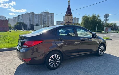 Hyundai Solaris II рестайлинг, 2014 год, 800 000 рублей, 17 фотография