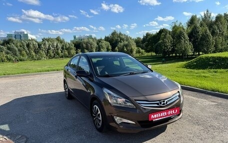 Hyundai Solaris II рестайлинг, 2014 год, 800 000 рублей, 22 фотография