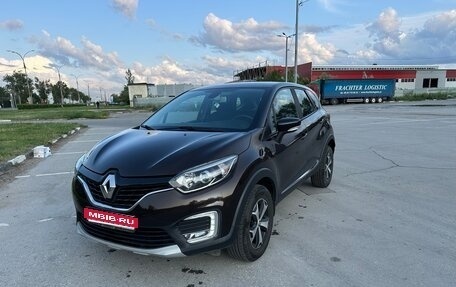 Renault Kaptur I рестайлинг, 2017 год, 1 330 000 рублей, 1 фотография