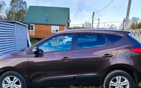 Hyundai ix35 I рестайлинг, 2010 год, 900 000 рублей, 4 фотография