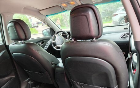 Hyundai ix35 I рестайлинг, 2010 год, 900 000 рублей, 8 фотография