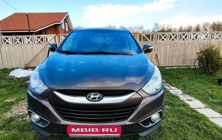 Hyundai ix35 I рестайлинг, 2010 год, 900 000 рублей, 2 фотография