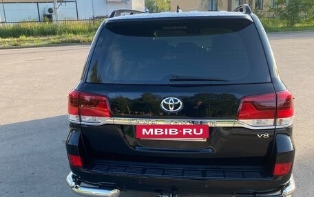 Toyota Land Cruiser 200, 2015 год, 5 180 000 рублей, 4 фотография