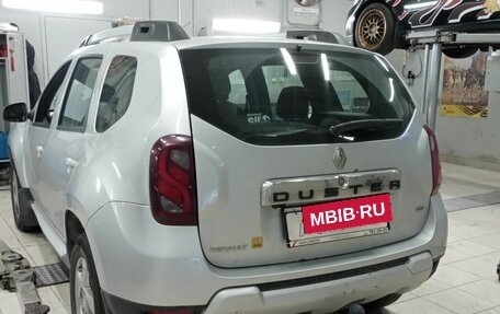 Renault Duster I рестайлинг, 2016 год, 980 000 рублей, 4 фотография