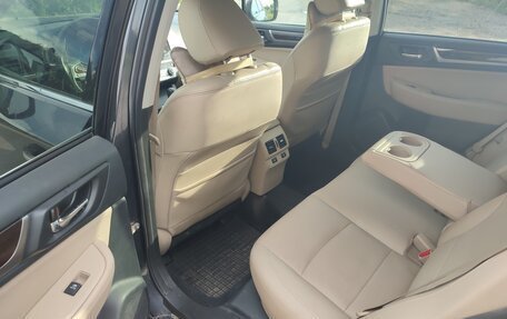 Subaru Outback IV рестайлинг, 2016 год, 2 100 000 рублей, 10 фотография