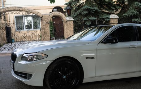BMW 5 серия, 2012 год, 1 590 000 рублей, 4 фотография