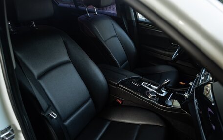 BMW 5 серия, 2012 год, 1 590 000 рублей, 13 фотография