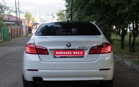 BMW 5 серия, 2012 год, 1 590 000 рублей, 7 фотография