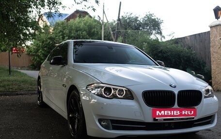 BMW 5 серия, 2012 год, 1 590 000 рублей, 2 фотография