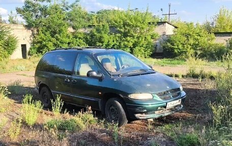 Chrysler Voyager III, 1998 год, 150 000 рублей, 4 фотография