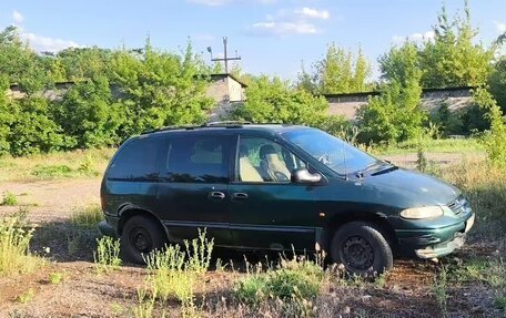 Chrysler Voyager III, 1998 год, 150 000 рублей, 3 фотография