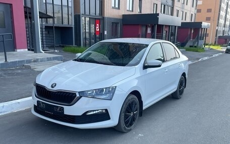 Skoda Rapid II, 2020 год, 1 600 000 рублей, 2 фотография