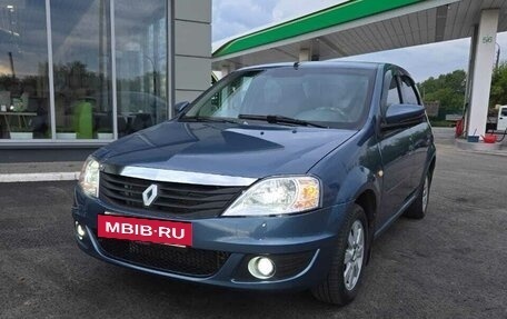 Renault Logan II, 2015 год, 635 000 рублей, 9 фотография
