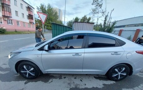 Hyundai Solaris II рестайлинг, 2018 год, 1 200 000 рублей, 2 фотография