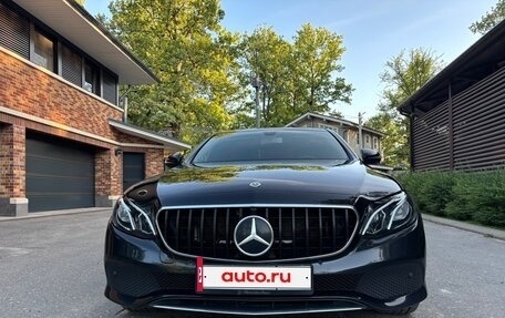 Mercedes-Benz E-Класс, 2017 год, 3 150 000 рублей, 2 фотография