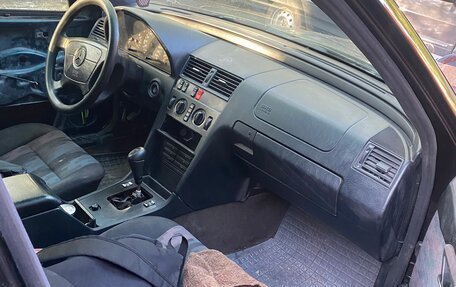 Mercedes-Benz C-Класс, 1995 год, 310 000 рублей, 6 фотография