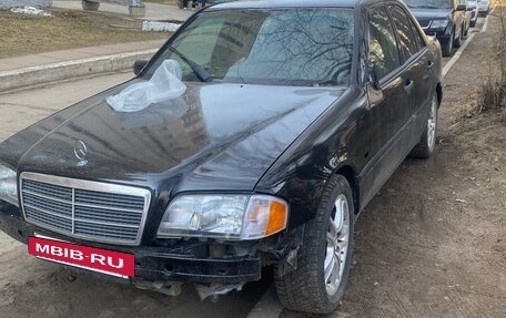 Mercedes-Benz C-Класс, 1995 год, 310 000 рублей, 8 фотография