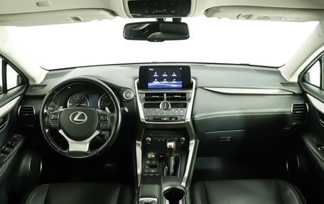 Lexus NX I, 2018 год, 2 970 000 рублей, 12 фотография
