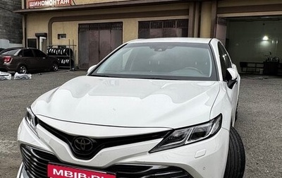 Toyota Camry, 2018 год, 2 100 000 рублей, 1 фотография