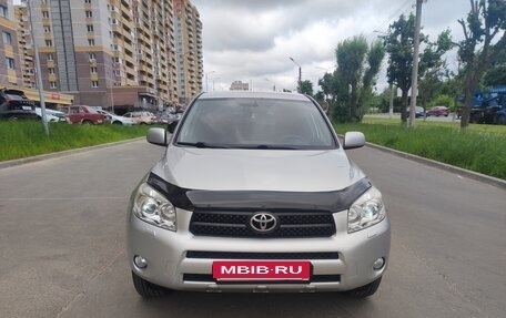 Toyota RAV4, 2008 год, 1 060 000 рублей, 13 фотография