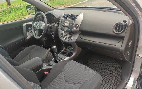 Toyota RAV4, 2008 год, 1 060 000 рублей, 25 фотография