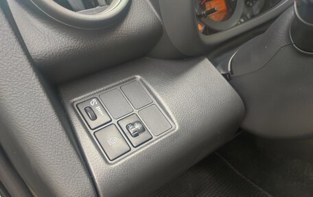 Toyota RAV4, 2008 год, 1 060 000 рублей, 27 фотография