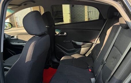 KIA Rio III рестайлинг, 2014 год, 720 000 рублей, 10 фотография