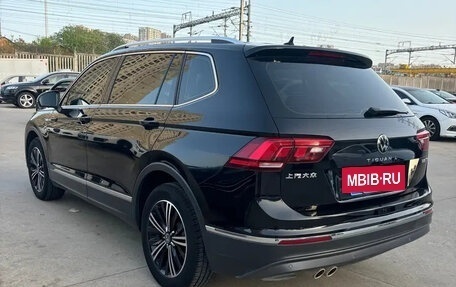 Volkswagen Tiguan II, 2021 год, 1 970 000 рублей, 5 фотография