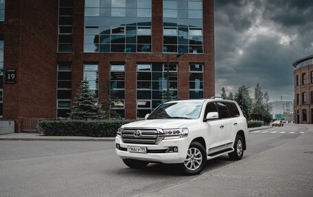 Toyota Land Cruiser 200, 2015 год, 5 000 000 рублей, 5 фотография