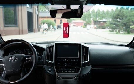 Toyota Land Cruiser 200, 2015 год, 5 000 000 рублей, 9 фотография
