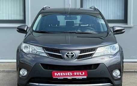Toyota RAV4, 2013 год, 1 829 000 рублей, 2 фотография