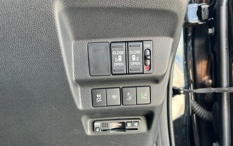Honda Freed II, 2022 год, 1 230 001 рублей, 8 фотография